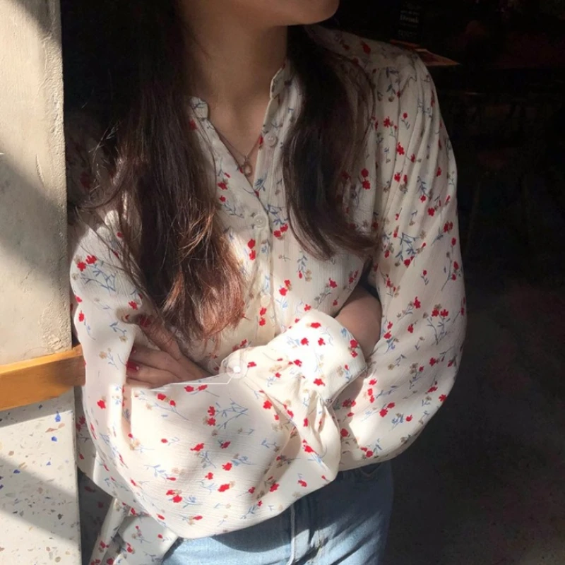 2026 Summer Hot Selling Thin Floral Small Fresh V-neck Single Button Long Sleeved Shirt for Women