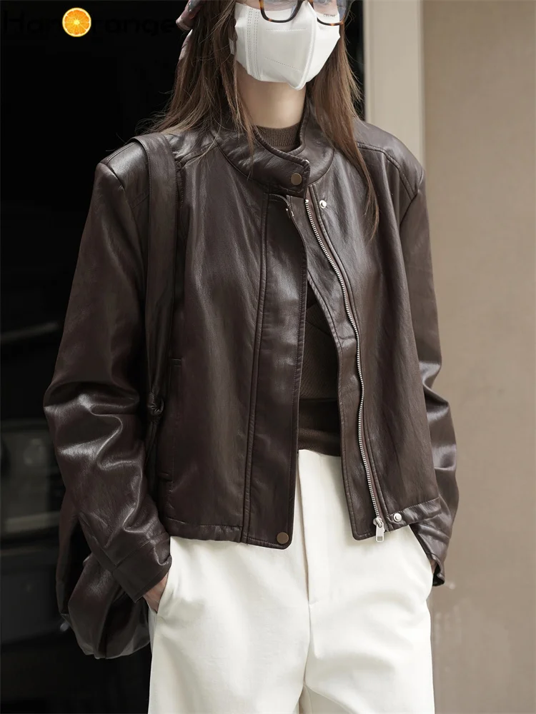 HanOrange 2025 Winter Retro Fashion Splicing Line with Bag PU Jacket Women Short Stand Collar Jacket Black/Coffee