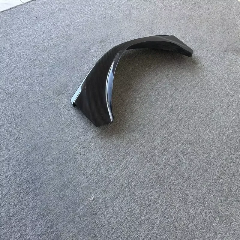 Car Modification Parts Suitable for GT Modified New Style Dry Carbon Fiber Middle Front Lip Body Kit