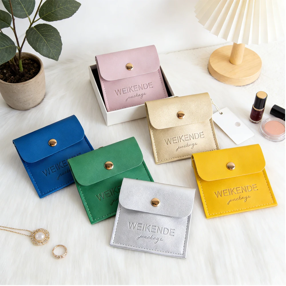 

50 персонализированных логотипов, мягкие ювелирные изделия, кожаные сумки на кнопках, упаковка для ювелирных изделий из искусственной кожи, сумки на пуговицах, эксклюзивные карманы для демонстрации, можно тиснение