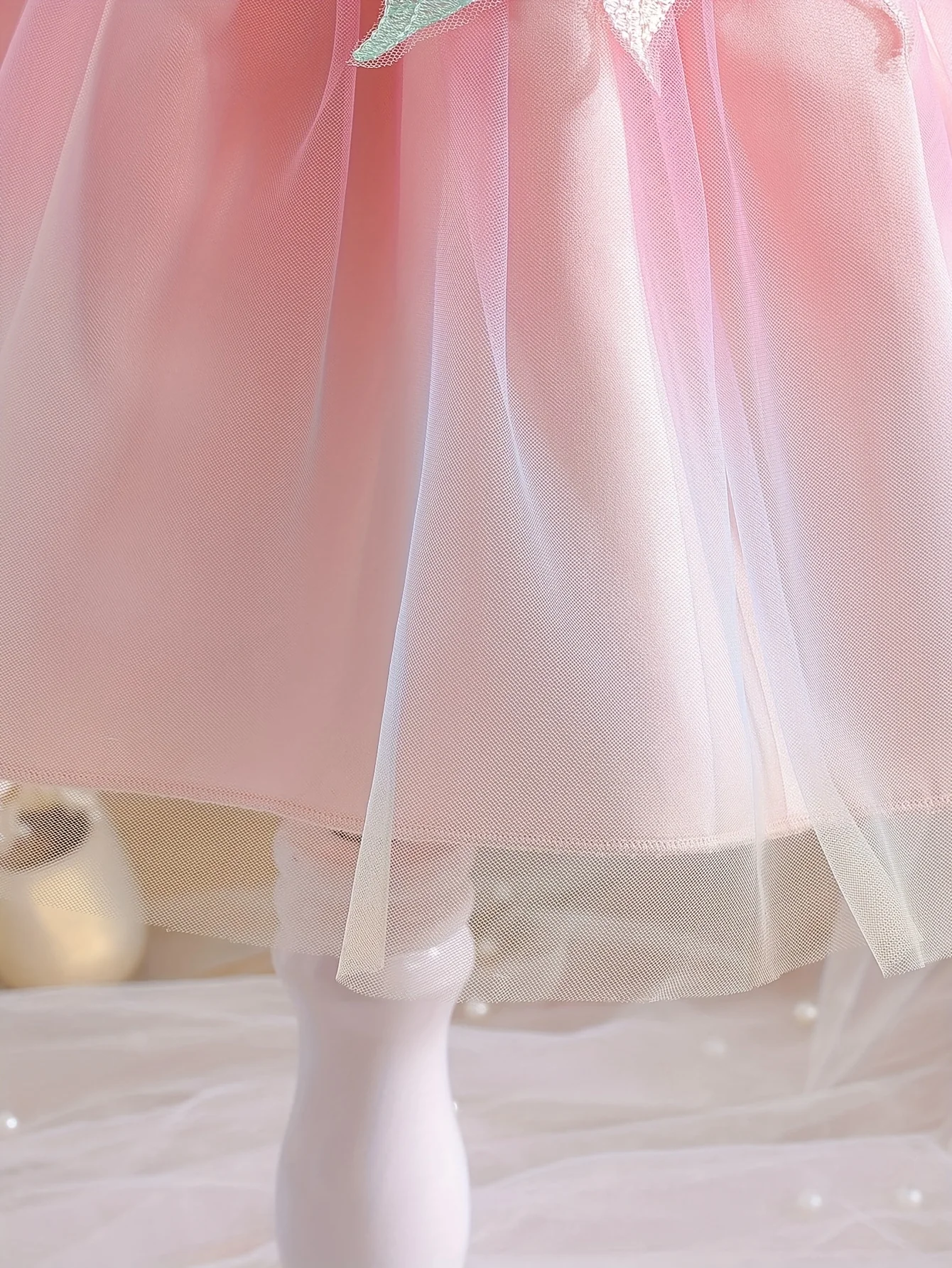 Flower-patterned sleeveless princess dress in pink for baby girl in summer, baby girl's outfit today, Valentine's Day gift