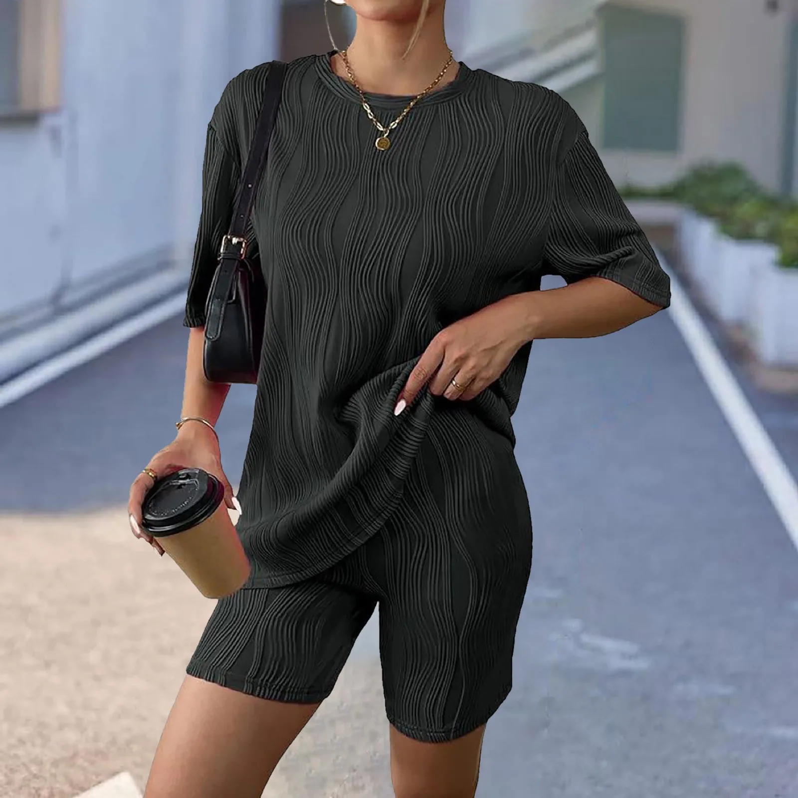 

Женский Повседневный костюм, однотонные шорты и топы с круглым вырезом и коротким рукавом, комплект из двух предметов в уличном стиле, лето 2024