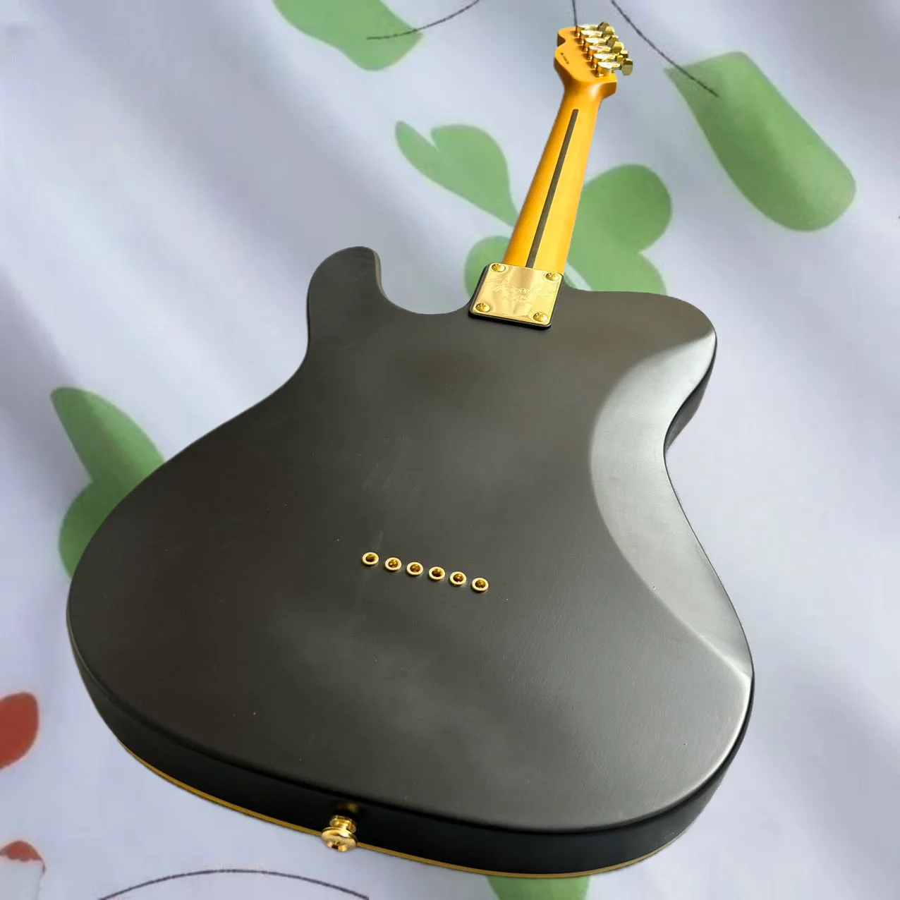 Electric guitar, factory customized, made of maple and peach blossom wood, matte gold TL, in stock, fast and free shipping