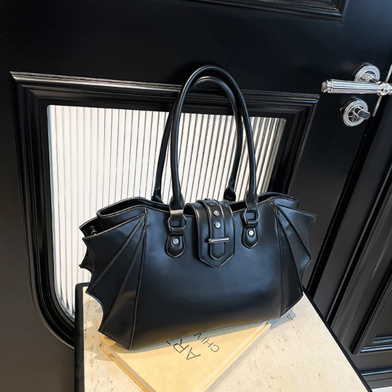 Punk Batwing Handbag Y2k Vintage PU Leather Women's Handbag Shoulder Bag Buckle Decor Stylish Women's Commuter Crossbody Bag