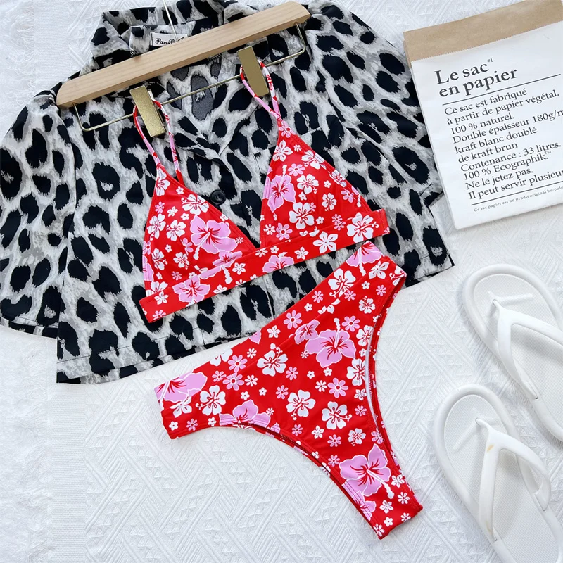 Praia-Conjunto de Bikini con estampado de flores Para mujer, con traje de baño Sexy de corte alto Push-Up, bañador de cintura alta, traje de baño con cuello Halter y escote en V profundo, 2024