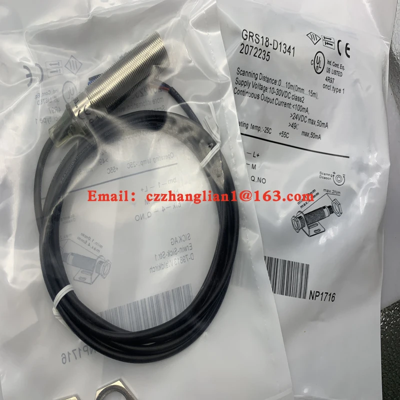 

Photoelectric switch 1066572 GRS18-D1341 Complete models brand new