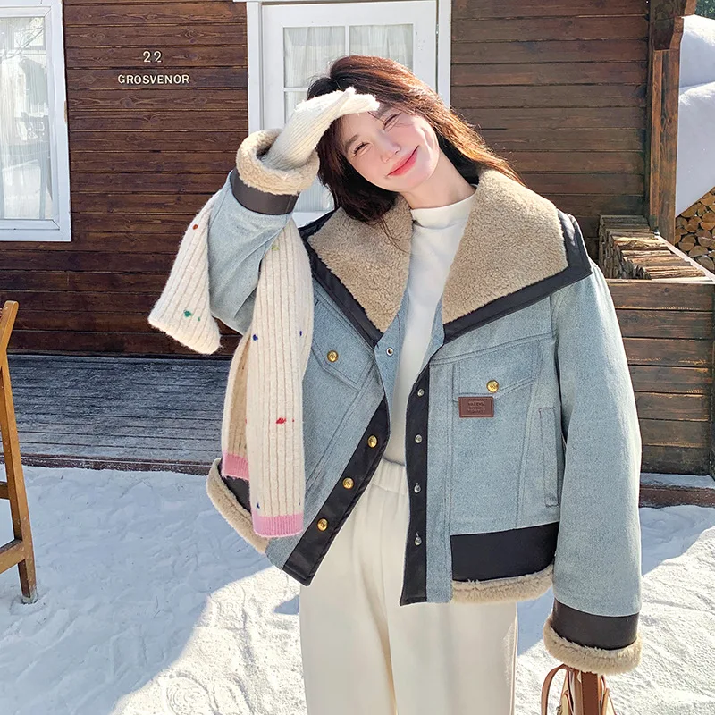 Women's Temperament Fashion Age-Defying Leather Fur Integrated Cotton Coat Winter New Blue Denim Spliced Lamb Fur Jacket