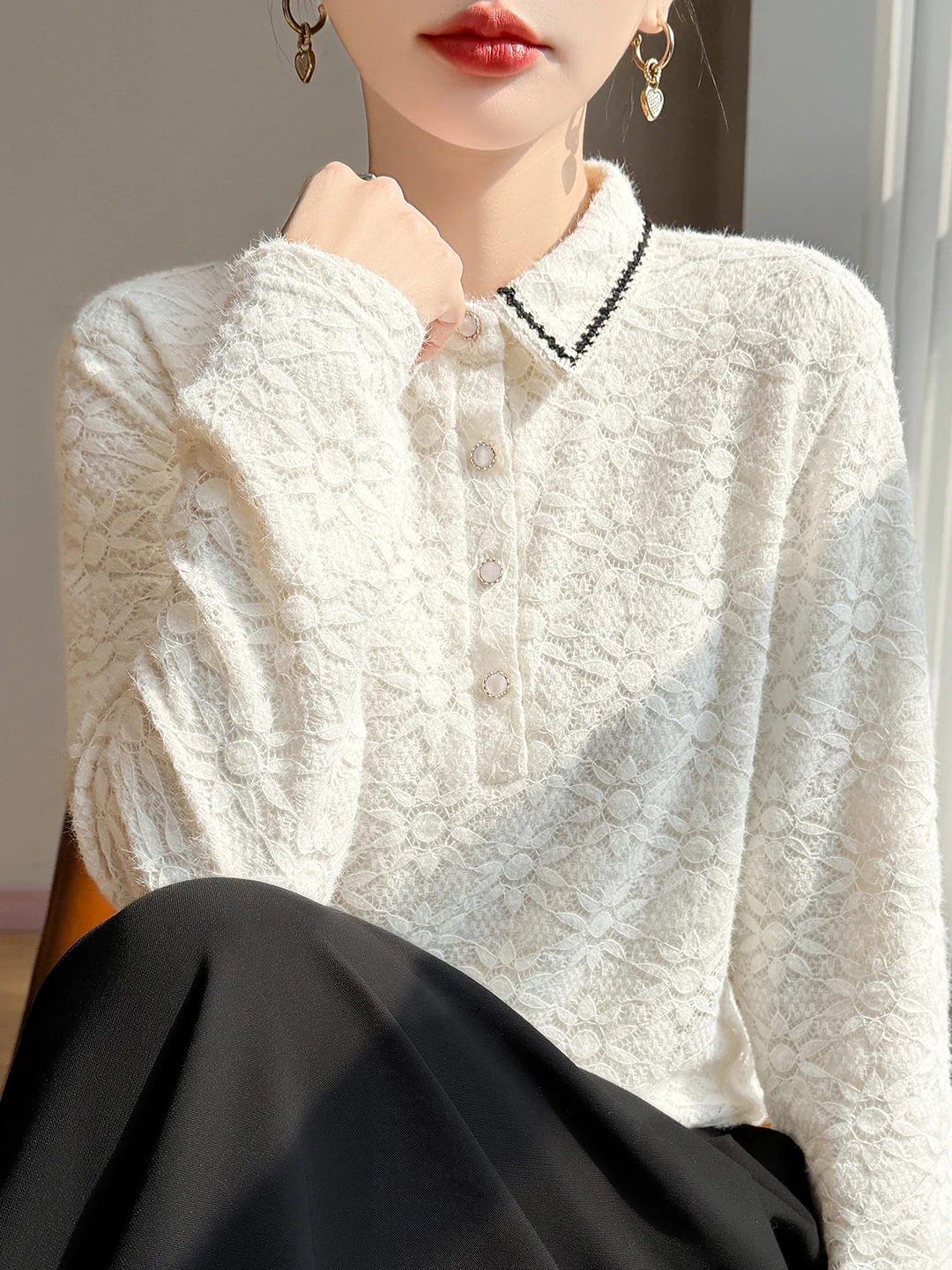 

Женский вязаный свитер с кружевным воротником и флисовой подкладкой, свободный крой, утепленный, на пуговицах, для осени и зимы