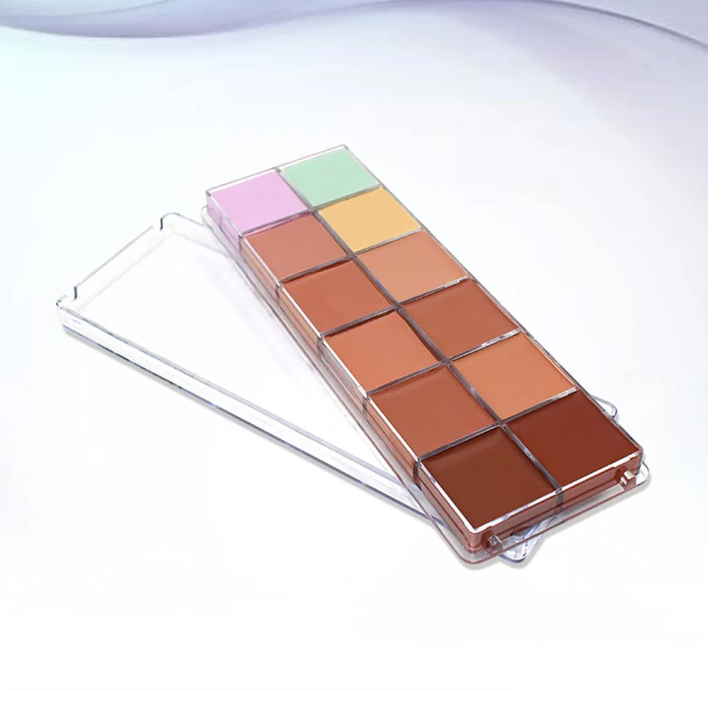 

Палитра консилеров из 12 оттенков: крем-основа с полным покрытием для всех типов кожи, маскировка пигментации