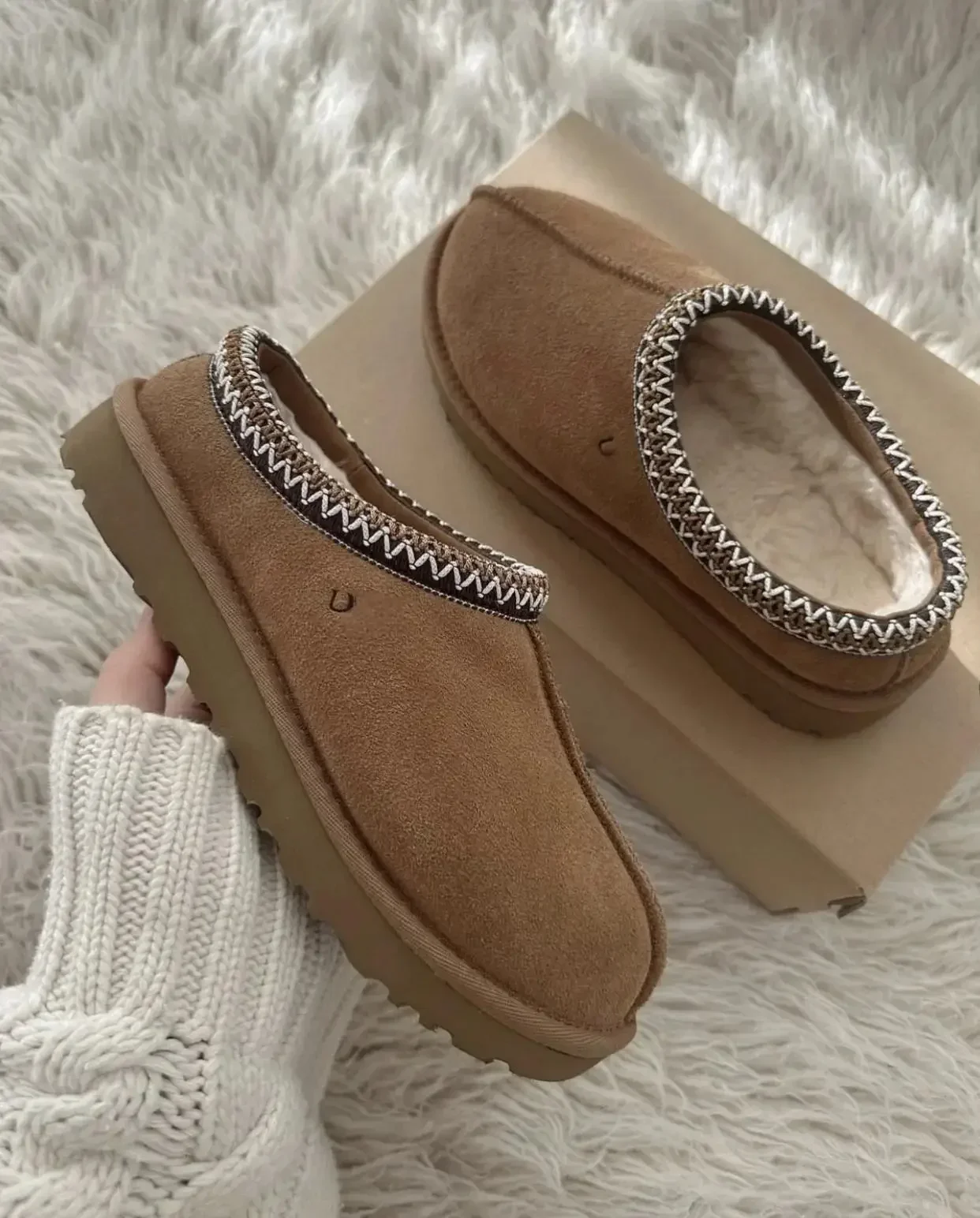 2025 Brown UGG platform women's boots Winter plush warm snow boots casual shoes  ankle boots flat women's shoes