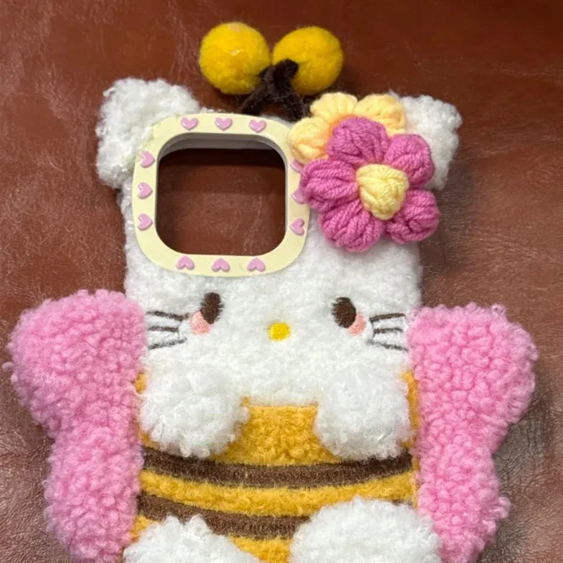 Sanrio Hello Kitty pluszowe pszczoły etui na telefon IPhone 15 14 12 11 13 Pro Max Cartoon kreatywne dziewczyny słodkie etui ochronne