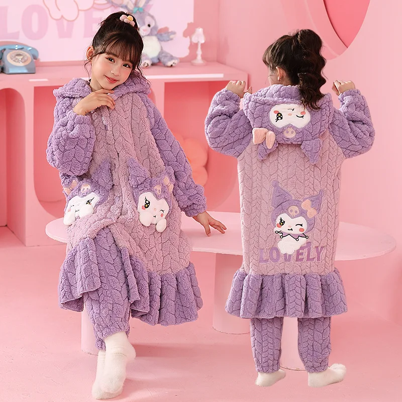 

Sanrio Cartoon Pochaccos kuromis Children's Flannel Pajamas Fall/Winter Girls' Coral Velvet Thickened Warm Girls' Home Wear