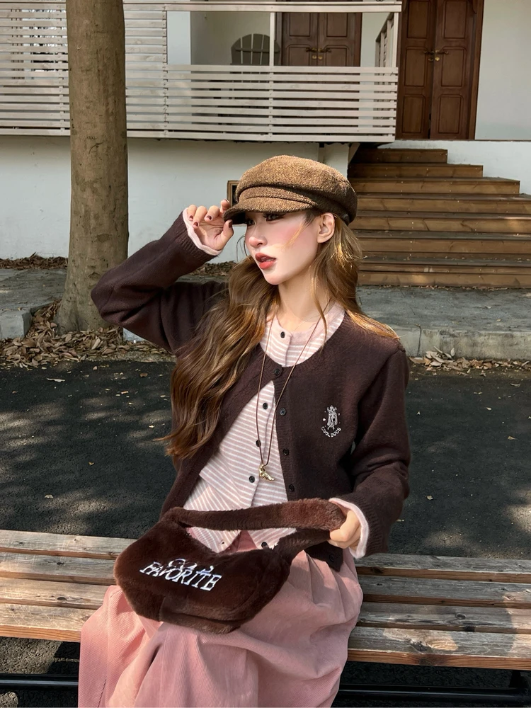 

NiiDaily Sakura Peach Women's Knitted Cardigan Embroidered Patchwork Striped Fake Two-Piece Loose Fit Long Sve Regular L...