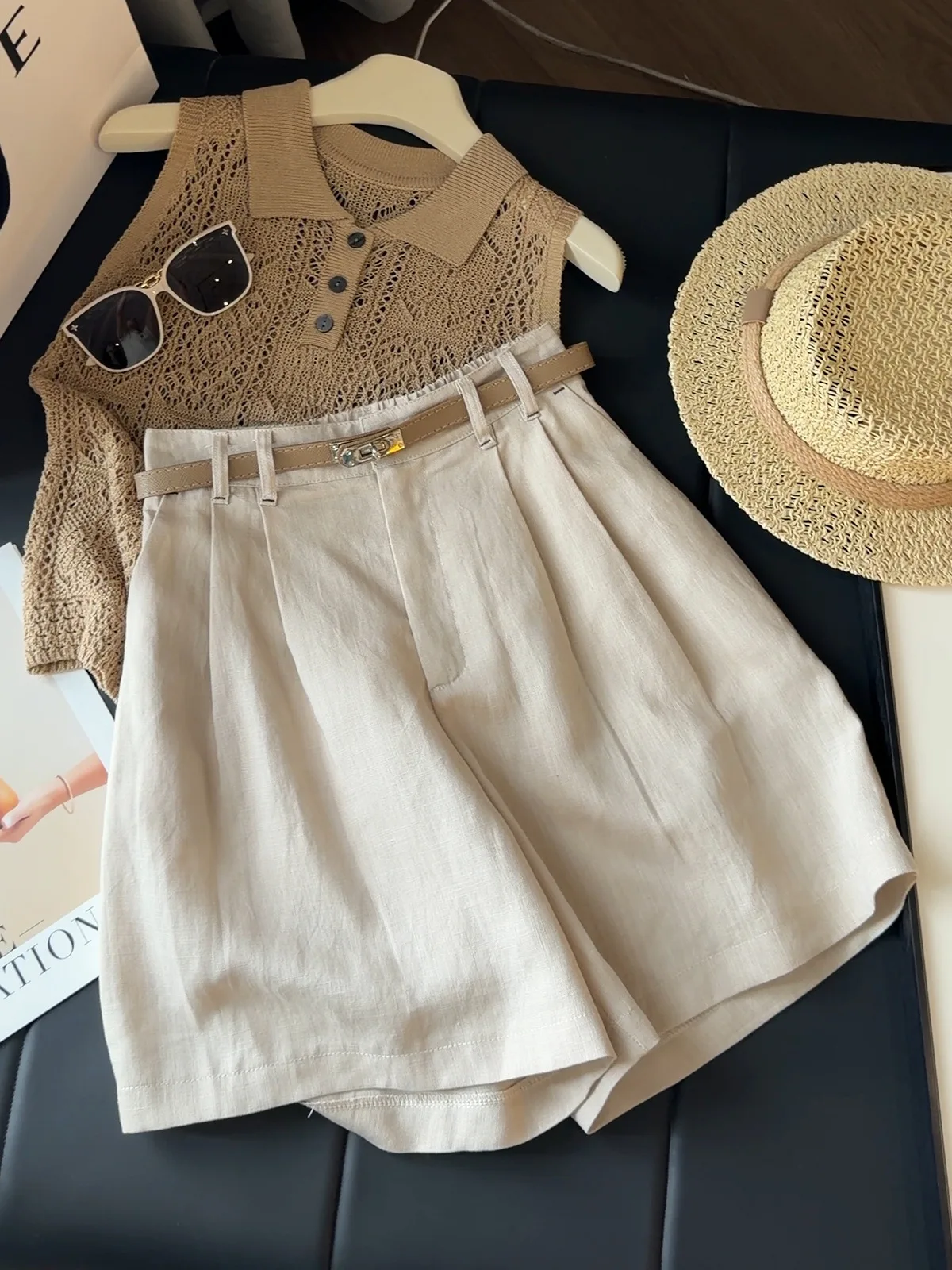 Shorts Bermuda Plisados de Cintura Alta Color Beige para Mujer, con Cinturón, Holgados, Ligeros, Casuales, de Verano, Mezcla de Lino