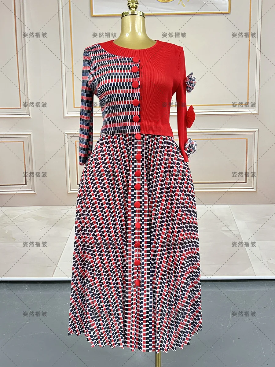 

2025 New Miyake Pleated Dress Plaid Printing Loose Women's Temperament Slim-fitting Long-sleeved Skirt