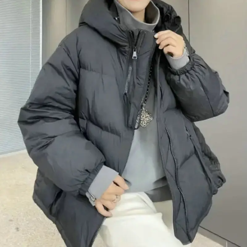 

Thickened Polyester Fiber Hooded Zipper Closure Commute Style Short Women's down Jacket New Fashion Black White Duck down