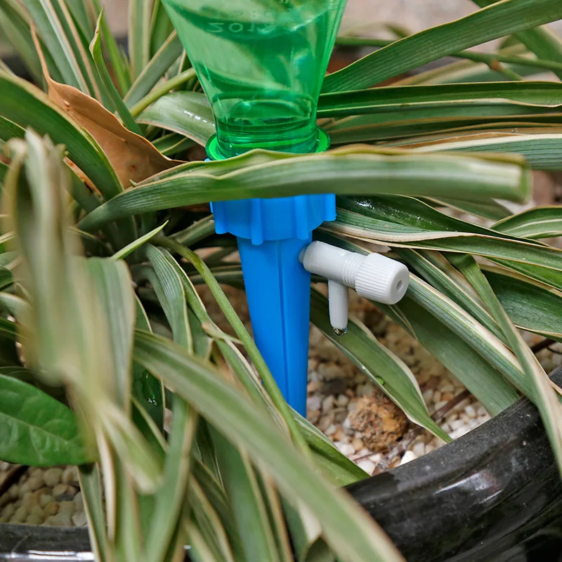 Sistema de riego por goteo automático, gotero de jardín, Kit de pinchos de autorriego para plantas y flores, con Control de liberación