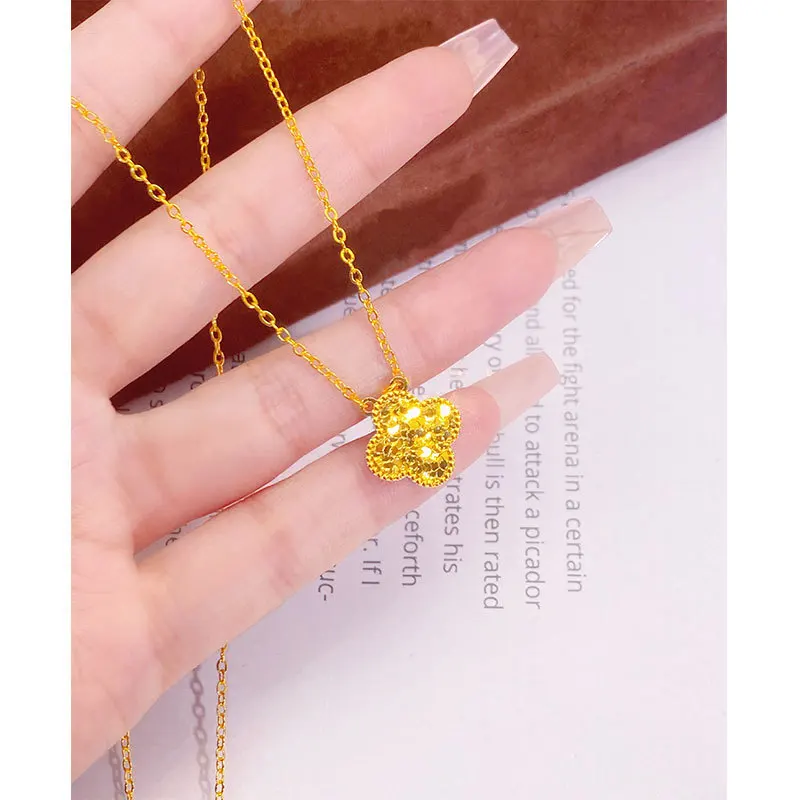 

2026 Blinking Gold Shimmering Double-Sided Four-Leaf Clover Lucky Clover Clavicle Chain