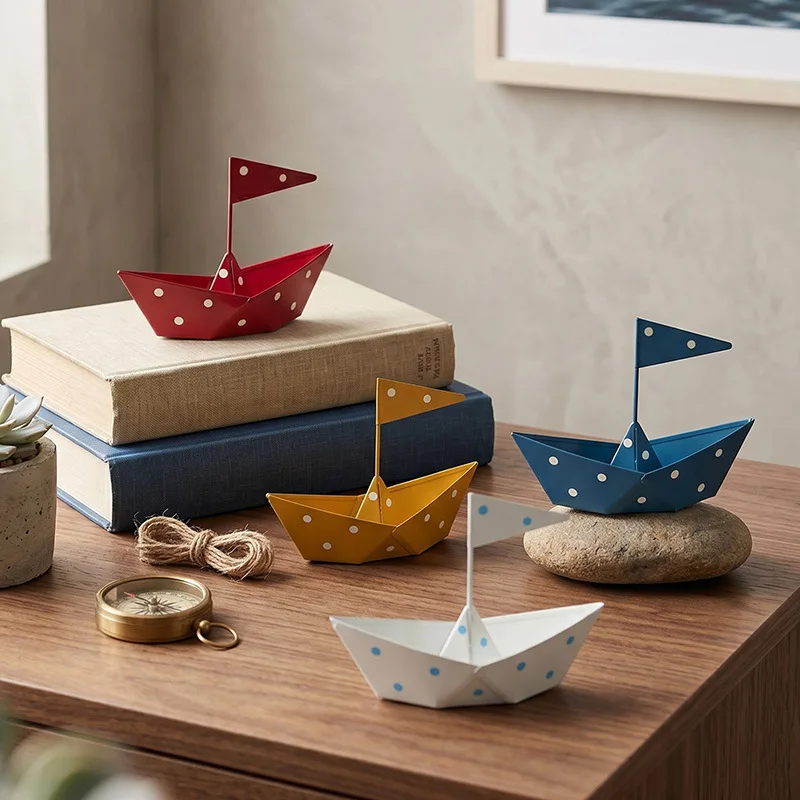 Figurine de bateau en papier origami métallique, décoration nautique pour la maison, modèle de voilier à pois, ornement de bureau pour salon, bibliothèque, bureau