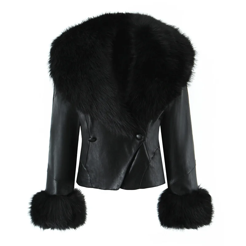 

2025 Fall/Winter new arrivals for women, luxurious black leather jacket with exquisite fur trimming on the collar and cuffs.
