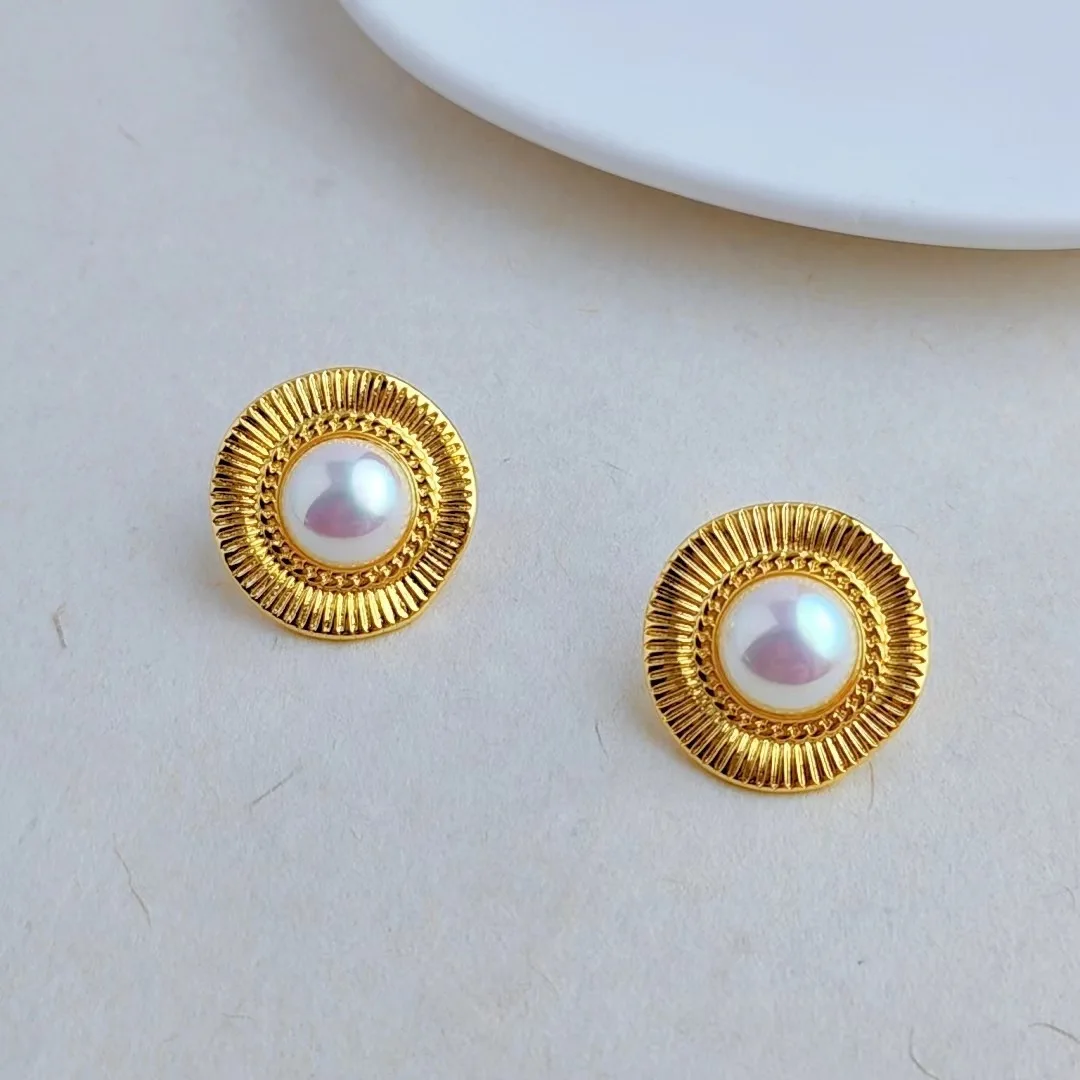 Disk Earrings for Women Freshwater Pearl Ear Studs Vintage Hyperbole Jewelry Fashion Medieval Style Elegant Pendientes Mujer