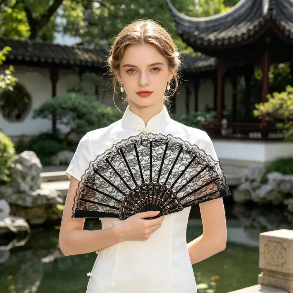 Retro Handheld Fan Retro Floral Lace Folding Fan Hand Held Summer Fan Wedding Party Bride Accessory Portable Dance Performance