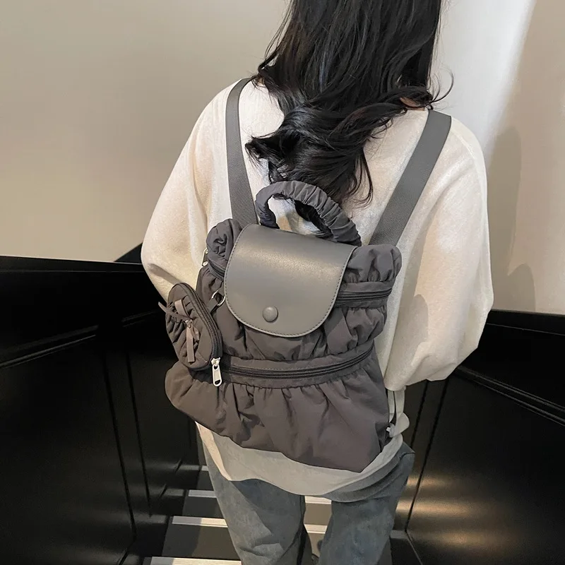 حقائب ظهر نسائية غير رسمية من النايلون 2025 حقائب مدرسية كورية للطلاب الجامعيين ذات سعة كبيرة حقائب ظهر خارجية للسيدات Mochilas