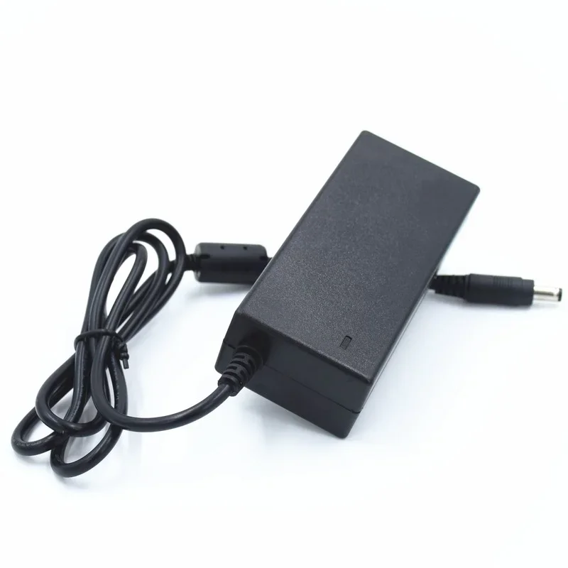 6V5A Switching Power Adapter CE/FCC Certified DC Stabilized Voltage Energy Saving Standby  Consumption Lower