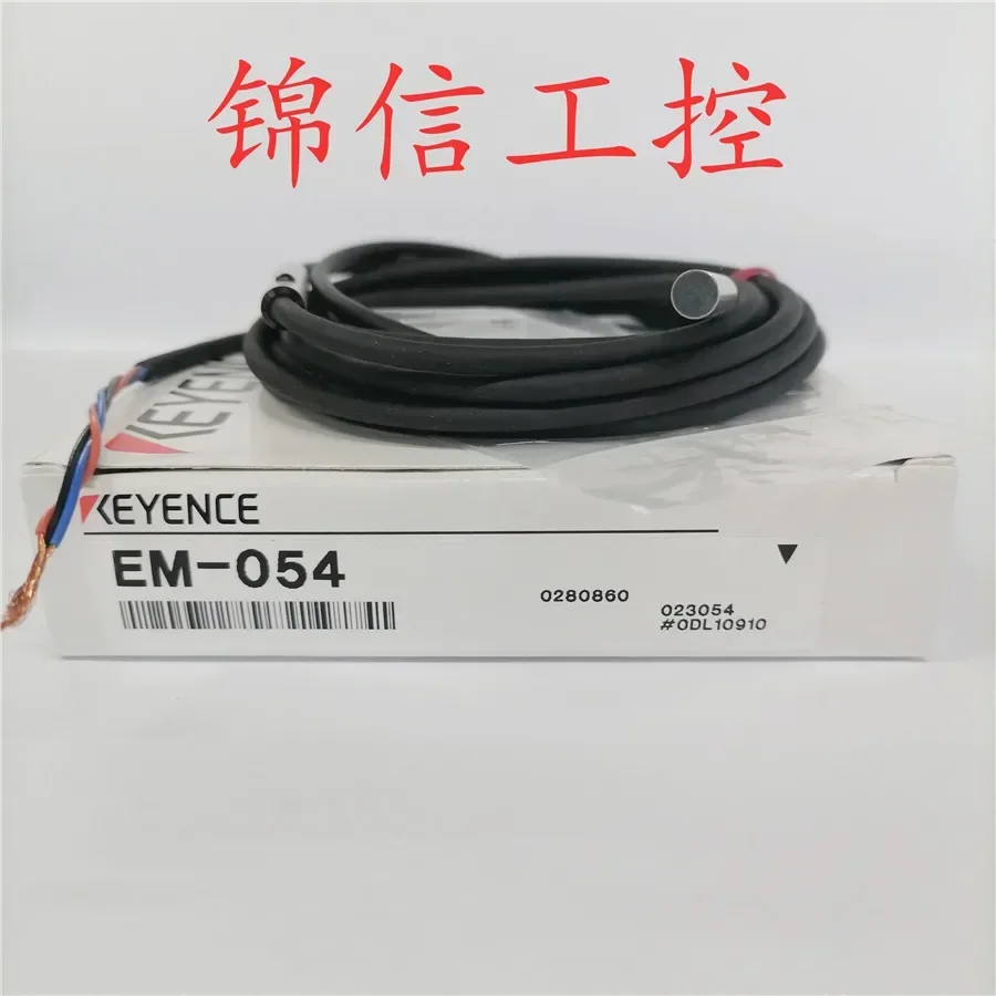 

KEYENCE EM-054 100% новый и оригинальный