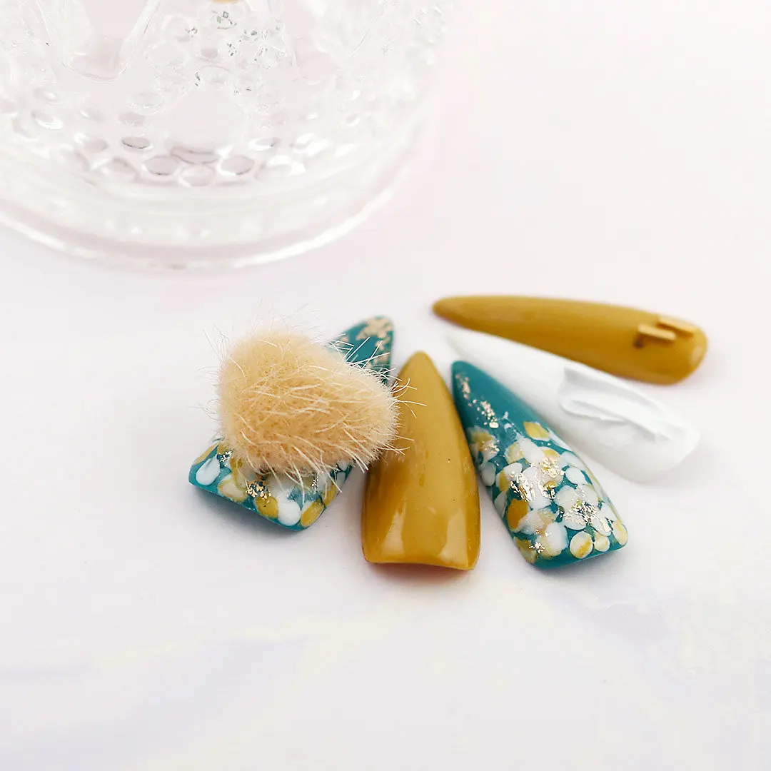 10 stks Sneeuw Pom Poms Sneeuwvlok Hart Zirkoon Nail Art Kristallen Sieraden Strass Nagels Accessoires Benodigdheden Decoraties Charms