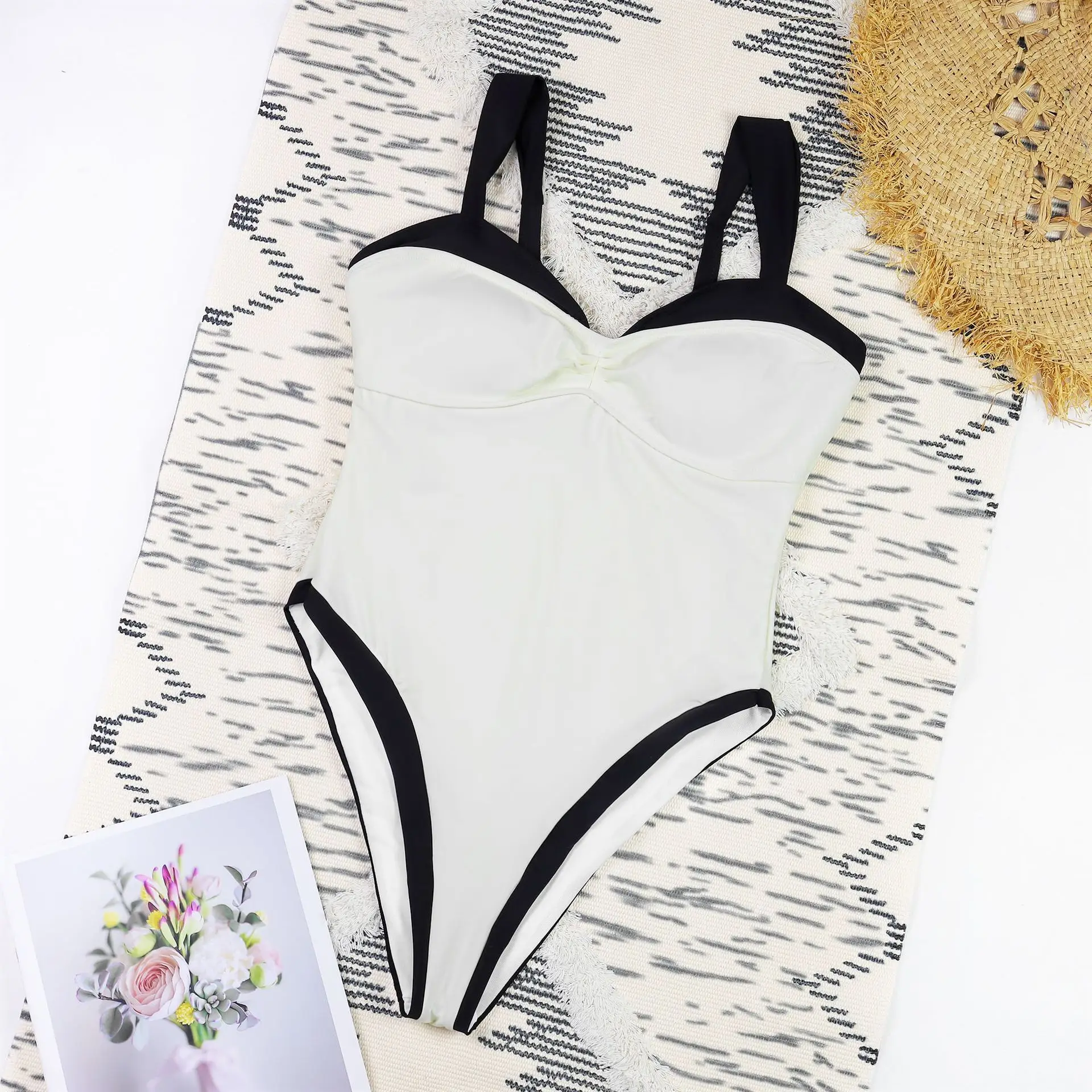 

Push Up One Piece Swimsuit For Women Sexy Patchwork Monokini Swimwear 2025 Bathing Suit Beachwear Backless Swimming Suit Bathers