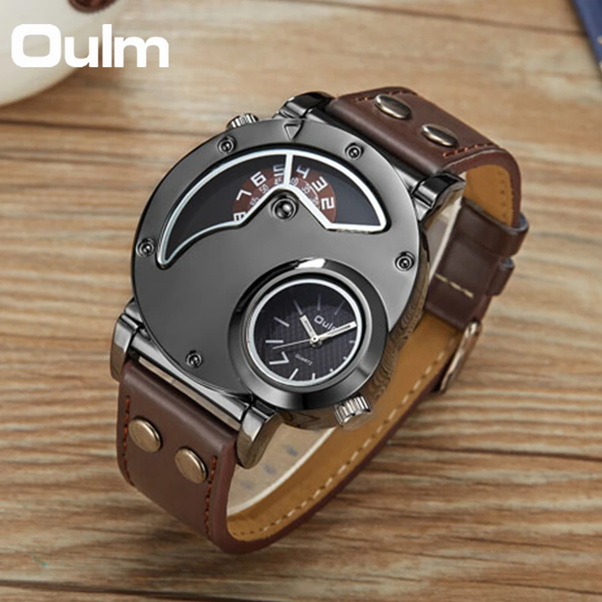 Oulm Designer Brand Luxury Watches For Men Dual Time Quartz Watch Casual Man Leather Watch Sport Male Clock Relogio Masculino