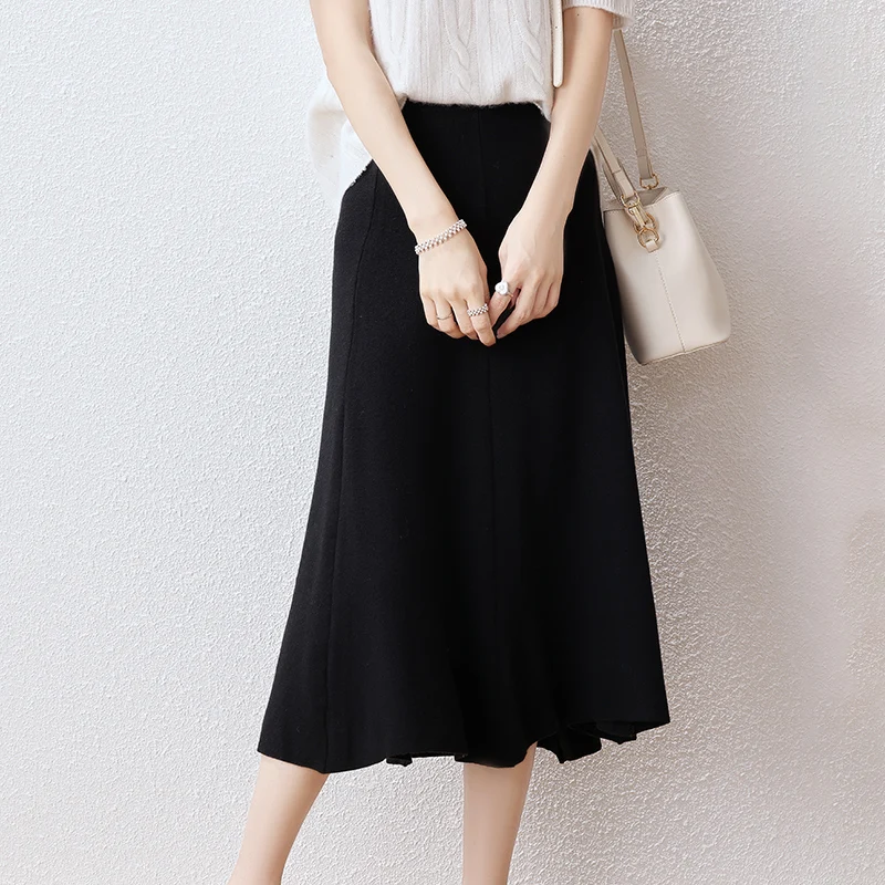 Fashion Knitted Skirt Women\'s Autumn And Winter New Waist A-Shaped Knitted Skirt Long Korean Version Of Loose Solid Color Skirt