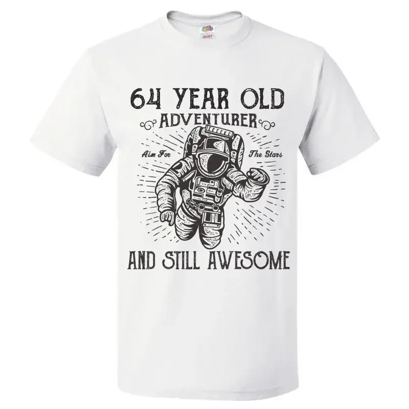 T-Shirt zum 64. Geburtstag für den 64-jährigen Abenteurer