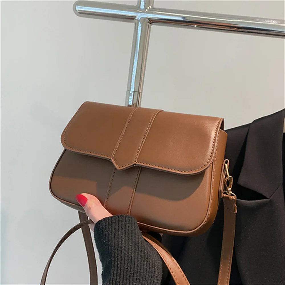 Fashion Shoulder Bag Women PU Leather Crossbody Bag Simple Solid Color Flap Messenger Bag Designer Handbags Trendy Saddle Bag