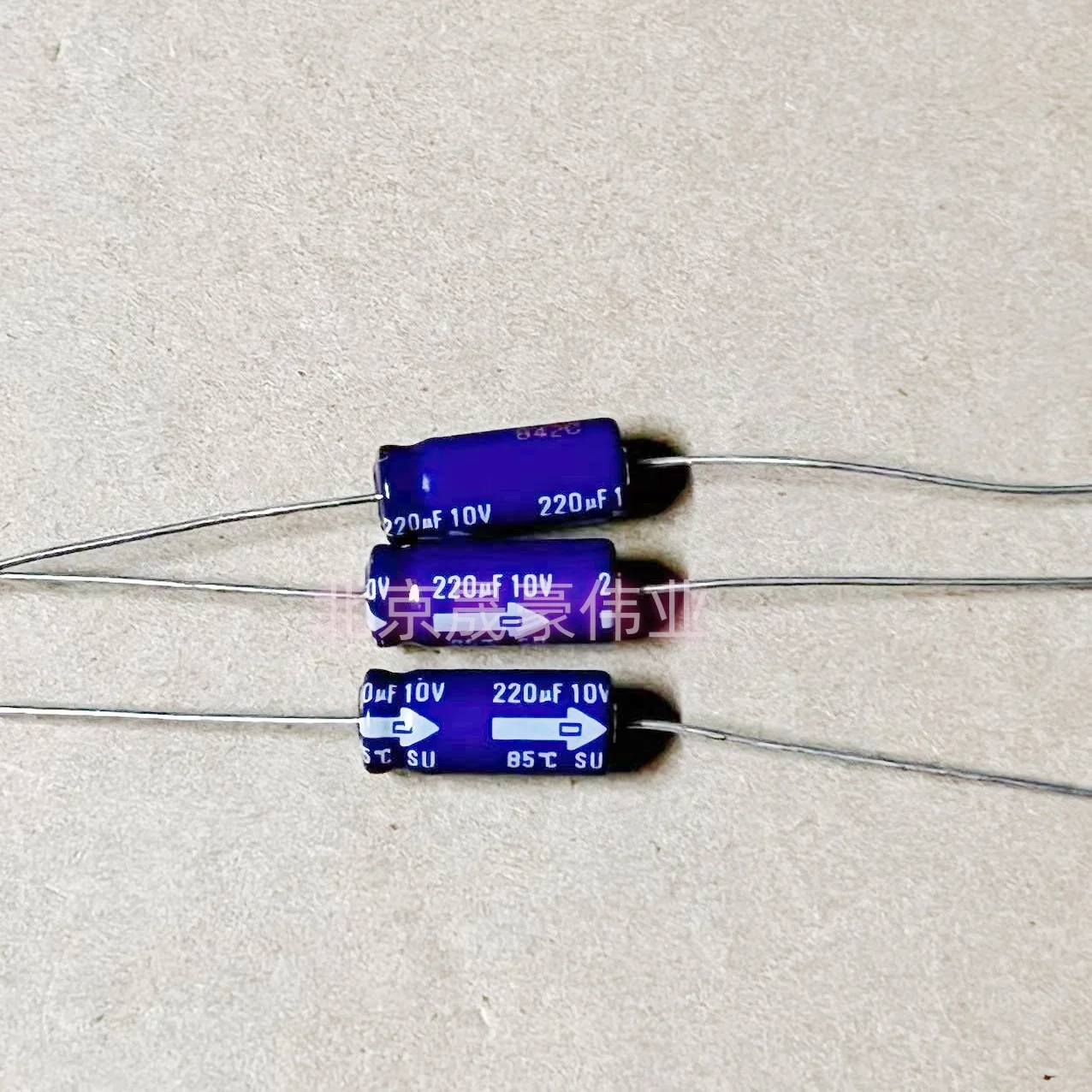 10pcs  10V100UF 10V220UF Panasonic SU series audio axial capacitors 100UF/220UF/10V