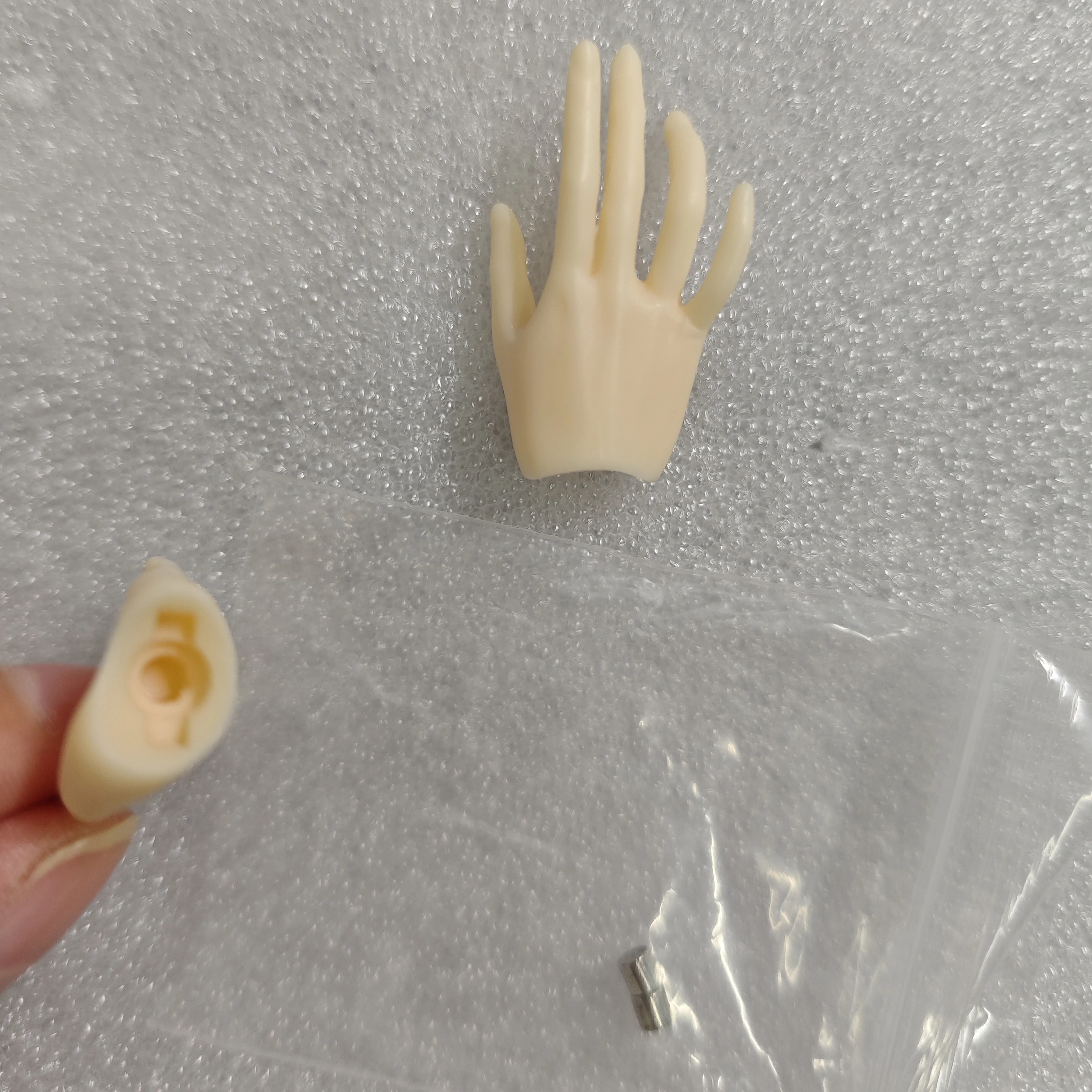 BJD Doll 1/4 Applies to the Hand Shape Resin DIY Doll Accessories For 1/4 Model Girl Doll Figures Naked Toy Gifts