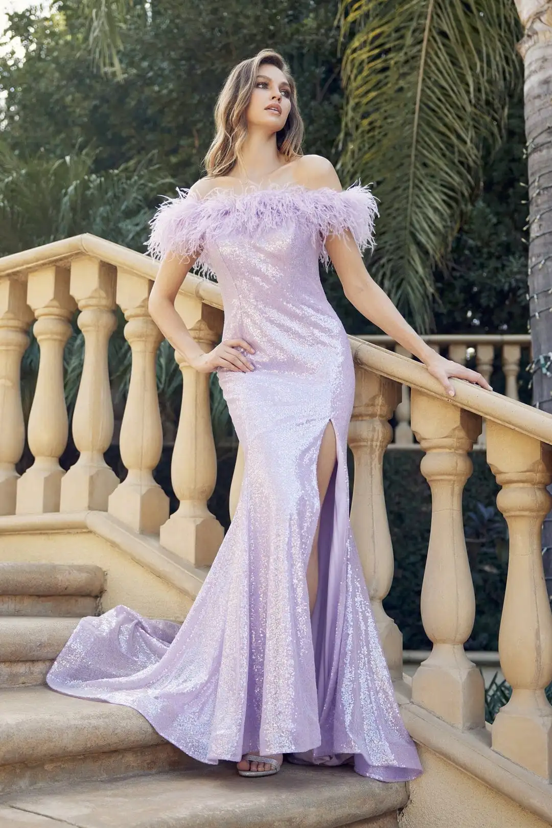 

Off the Shoulder Feathers Cocktail Dresses Sparkly Sequins Sleeveless High Slit Bodycon Ruched Prom Dresses Elegant Evening Gown