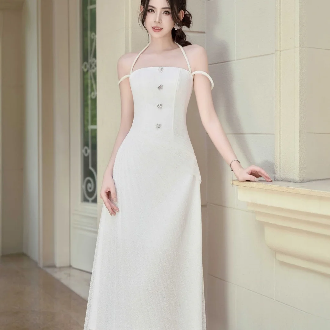 

Customized Luxury Tulle A-Line Off the Shoulder Buttons Evening Dresses Strapless Sleeveless Homecoming Dress Temperament