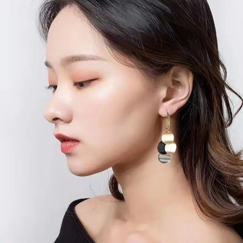 Jea. Angel Korean INS Fashion Simple Romantic Prismatic Round Earring Jewelry Silver Color Eardrop For Women Trendy Jewerly Gift