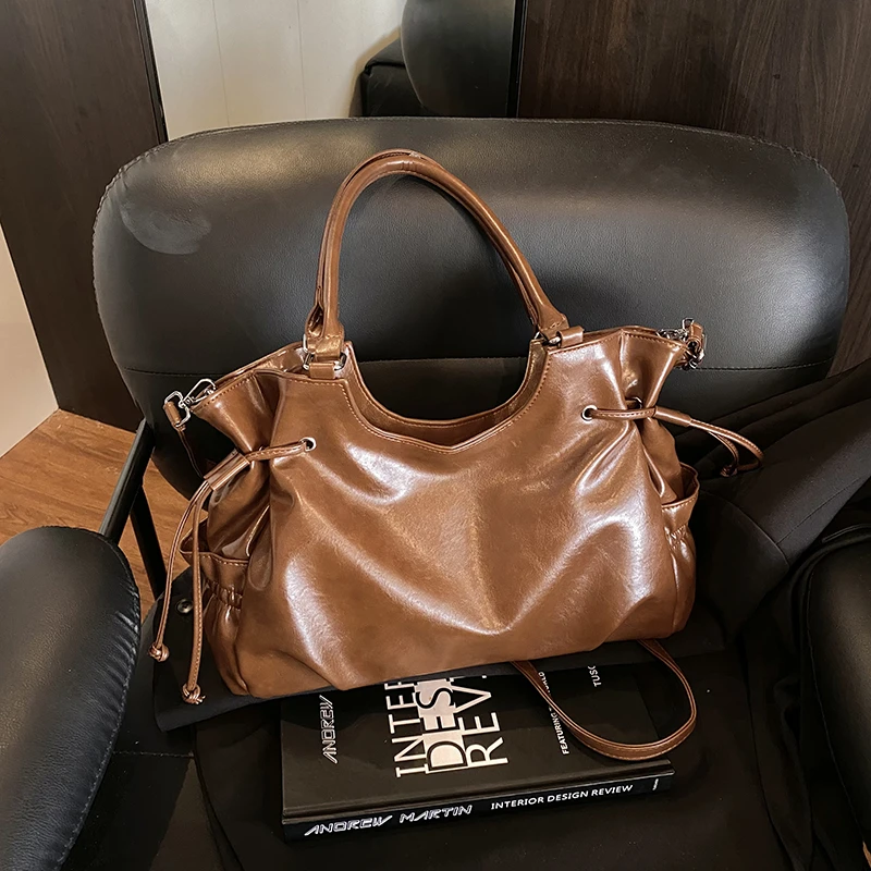 

Faionable Large Capaci Red Tote Bag Single oulder Crossbody Bag for Women Commuting Bag Casual Simple Sle Soft Leather