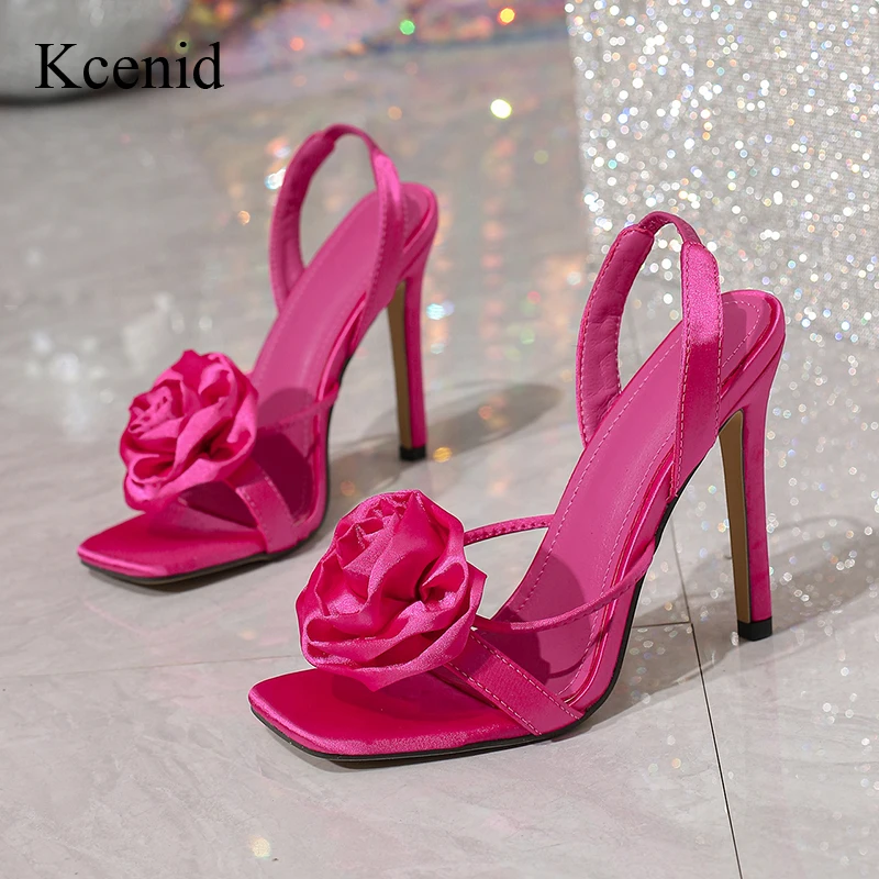 Kcenid-sandálias sexy para mulheres, salto alto fino feminino, dedo do pé quadrado, designer de flores de rosa, festa de casamento, sapatos de baile, verão