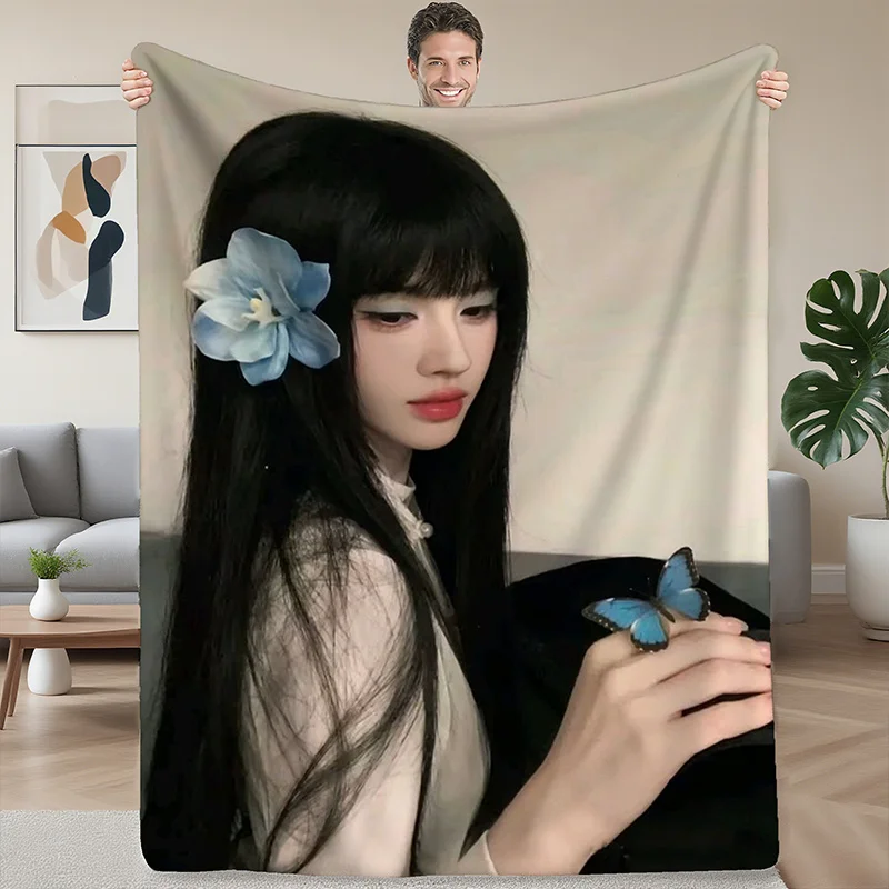 Qiu Jingyi Asian Beauty Digital Print Blanket - Korean Drama Inspired Soft Lightweight All-Season Bedspread with Korean Actress