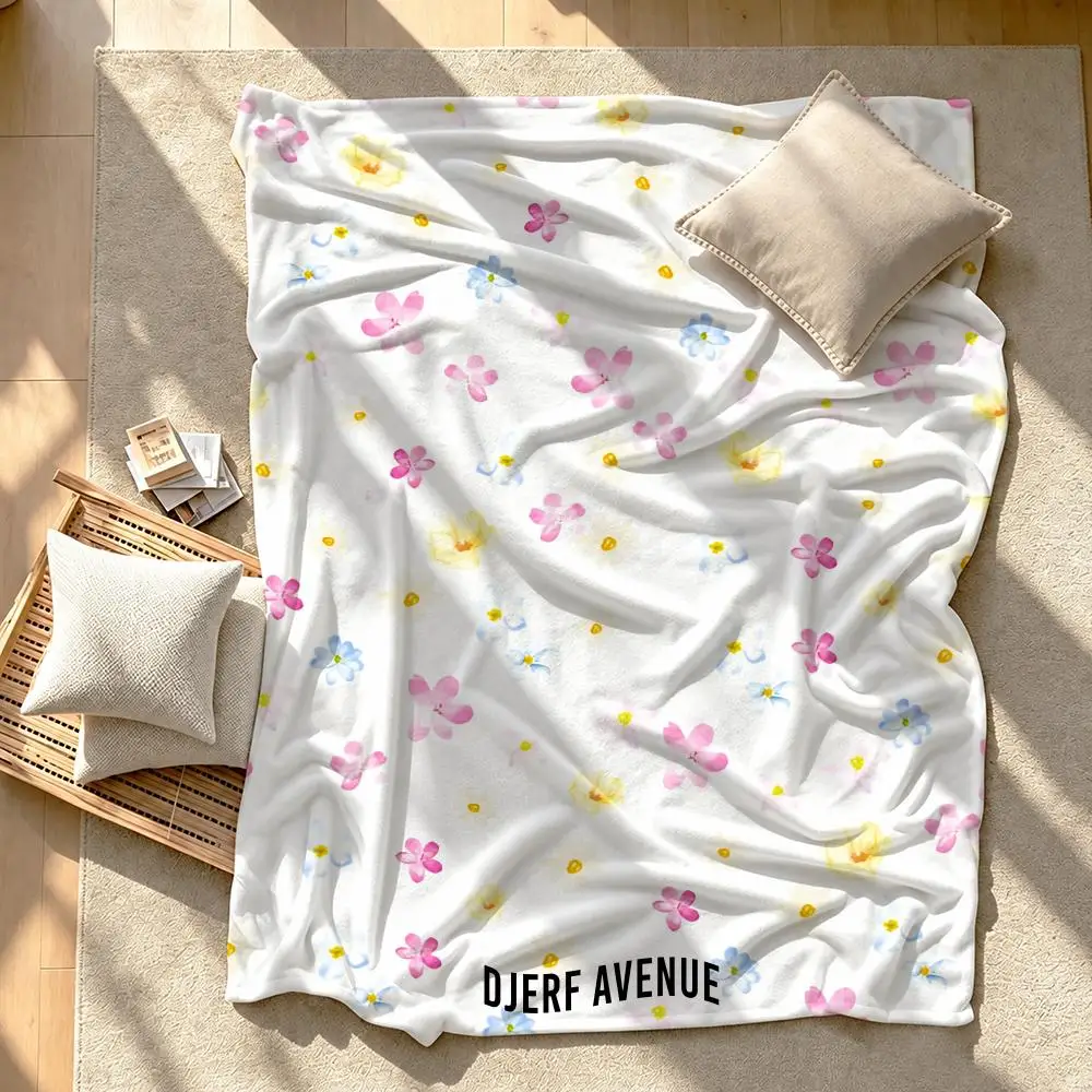 Fashion Brand Djerf Avenue Throw Short Plush Throw Blanket Soft Skin-Friendly Multi-Scene Home Office