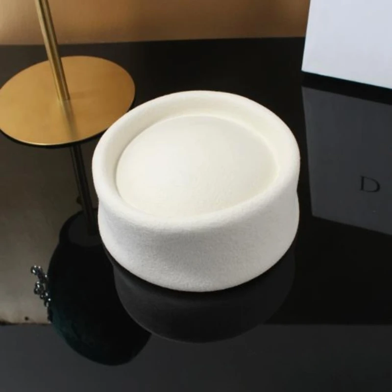 النساء ورأى الصوف القبعات قبعة خمر قمة صلبة مقعرة قبعات فيدورا الزفاف الفاسناتور القبعات الزفاف كوكتيل حفلة صندوق حبوب منع الحمل قبعة