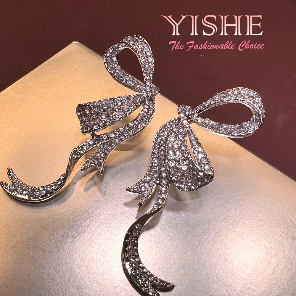 Retro copper-plated real gold full diamond butterfly European and American exaggerated earrings, new Chinese high-end vintage hi