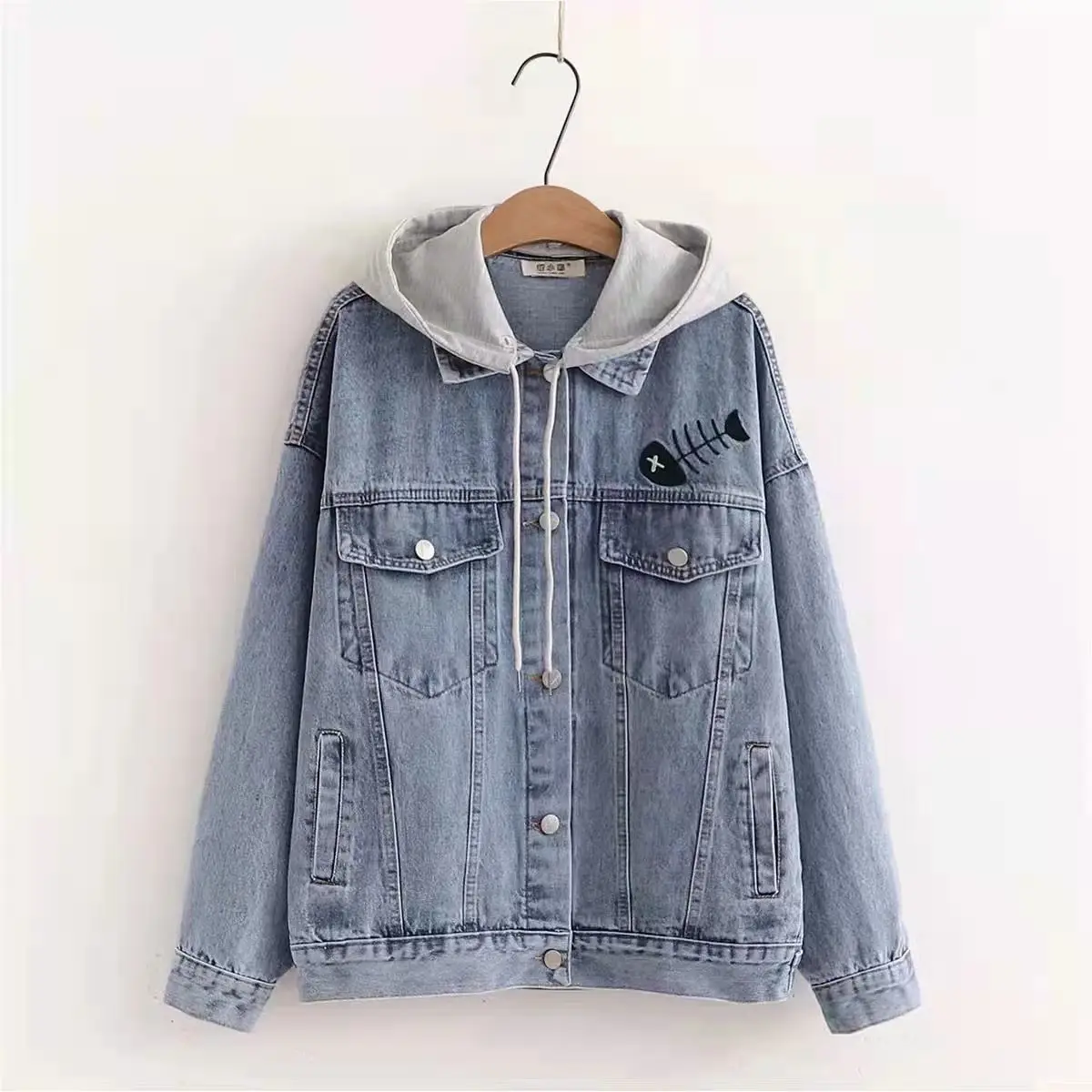 2025 Primavera Autunno New Fried Street Giacca di jeans Capispalla da donna Giacca di jeans vintage con cappuccio sportiva allentata coreana per il tempo libero