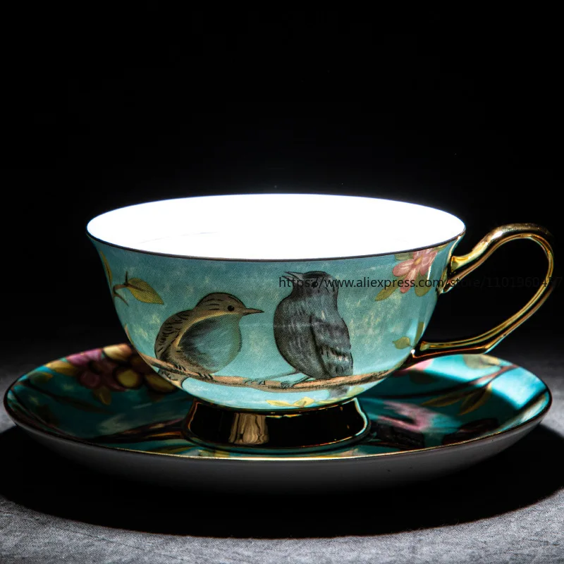 

Высокоглядываемые кофейные чашки, тарелки, керамика из костяного фарфора, подарки на день рождения, высококачественные сервизы для послеобеденного чая для девочек