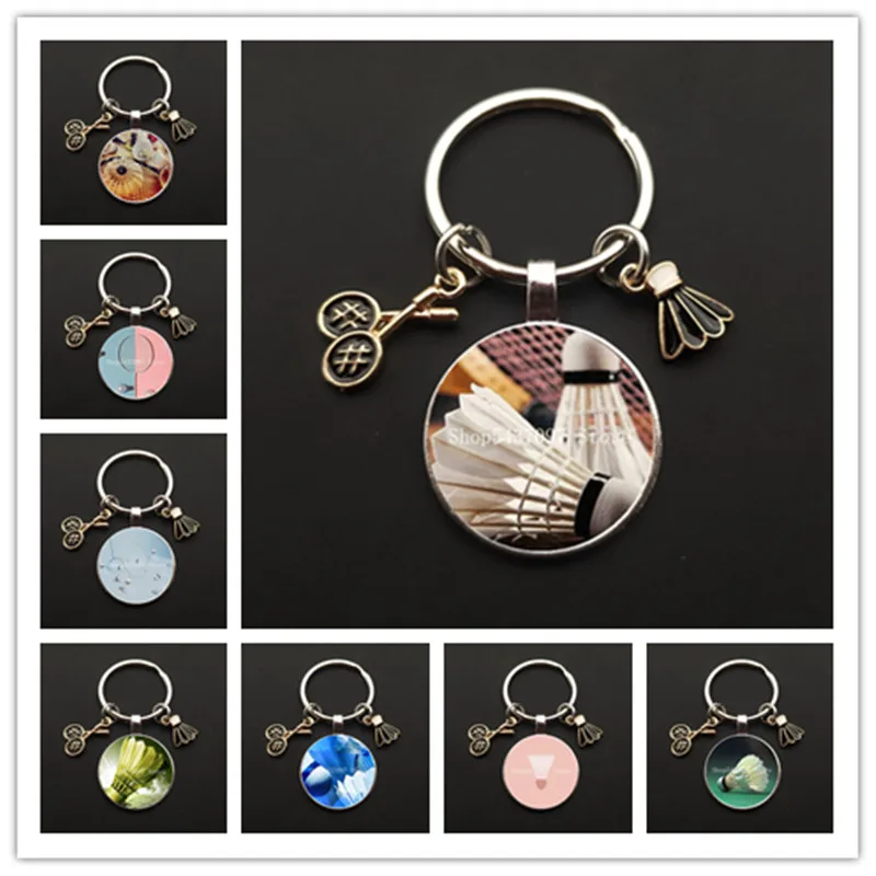 

Unique keychain mini badminton badminton racket keychain glass cabochon keychain car bag decoration men and women jewelry