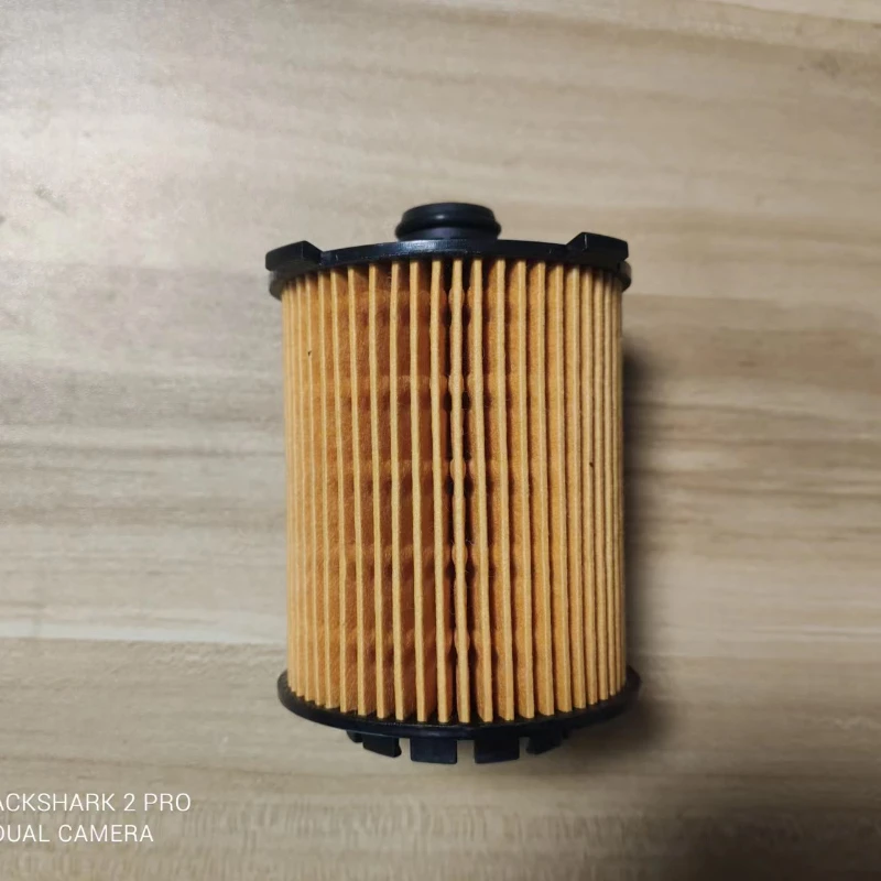 Car Engine Oil Filter OEM 32257032 for Volvo S90 S60 XC60 XC40 S60 XC90 2018 2019 2020 Model Oil Filter Auto Aftermarket Parts